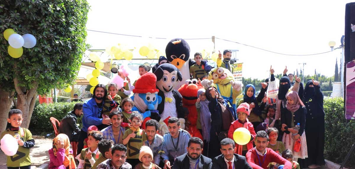 مؤسسة الشفقة تنظم يوم ترفيهي لمرضى السرطان في صنعاء