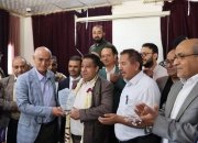 مؤسسة الشفقة تُكرم الدكتور علي المنصور وتُرحب بخلفه في المركز الوطني لعلاج الأورام